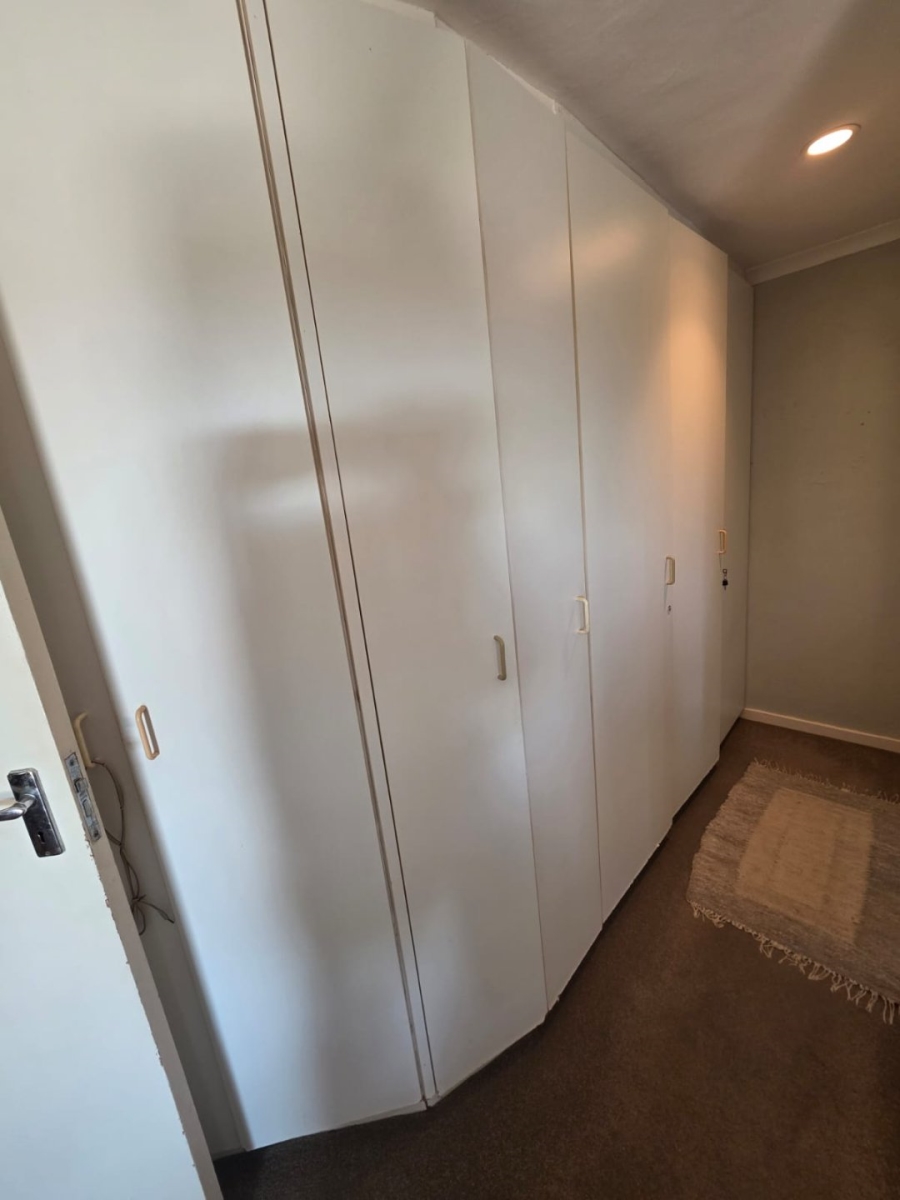 4 Bedroom Property for Sale in Wavecrest Eastern Cape